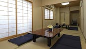 東冠メモリアル綾瀬